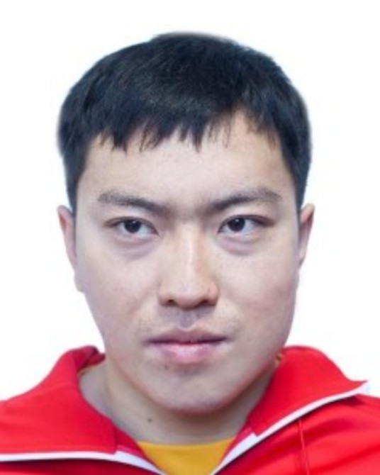 王辉（中国男子残疾人高山滑雪运动员）