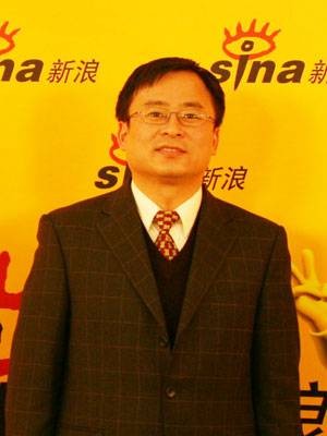 曹胜（经易期货经纪有限公司总经理）