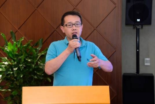 赵晓海（北大法宝创始人）