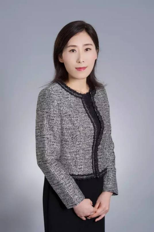 江伟（国泰君安江苏路营业部总经理）