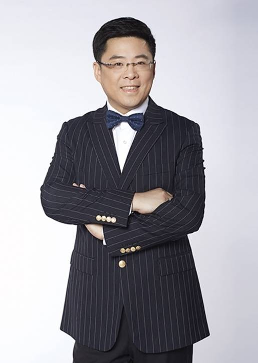 江皓(浙江卫视《浙江新闻联播》主持人)