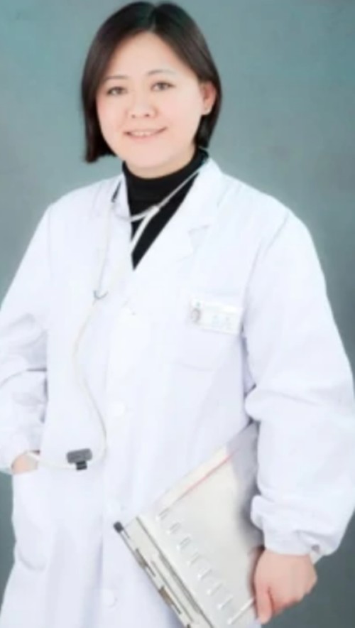 徐蓓（武汉友好医院妇科微创中心手术医生）