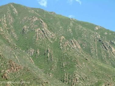 褶皱山