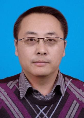 李少伟（河南省平顶山市行政审批服务中心副调研员）