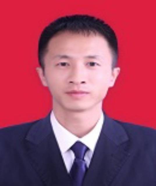 屈祖兴（湖南省会同县人民政府副县长）