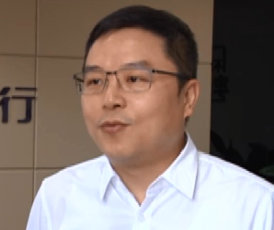 张丹峰（浙江泰隆商业银行台州分行党委书记）