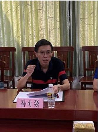 孙自强（海南省教育研究培训院党总支书记、院长）
