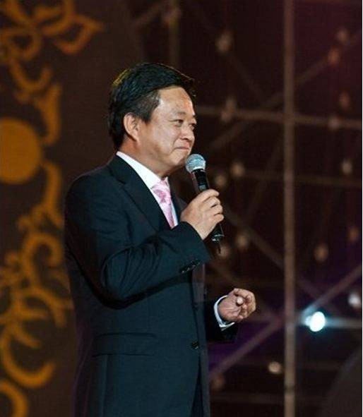 节目主持人