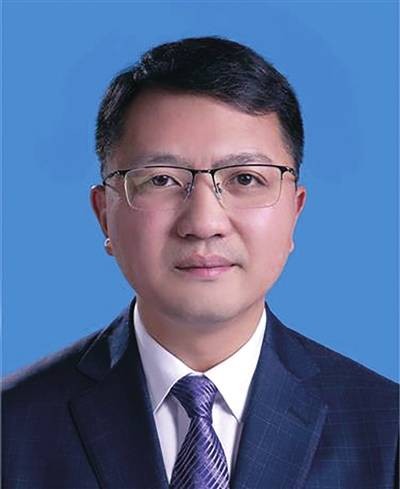 刘文洋（重庆市梁平区人民政府副区长、党组成员）