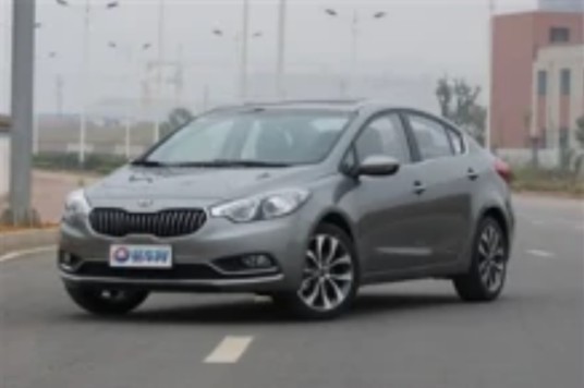 2012款起亚K3 1.6L Premium AT