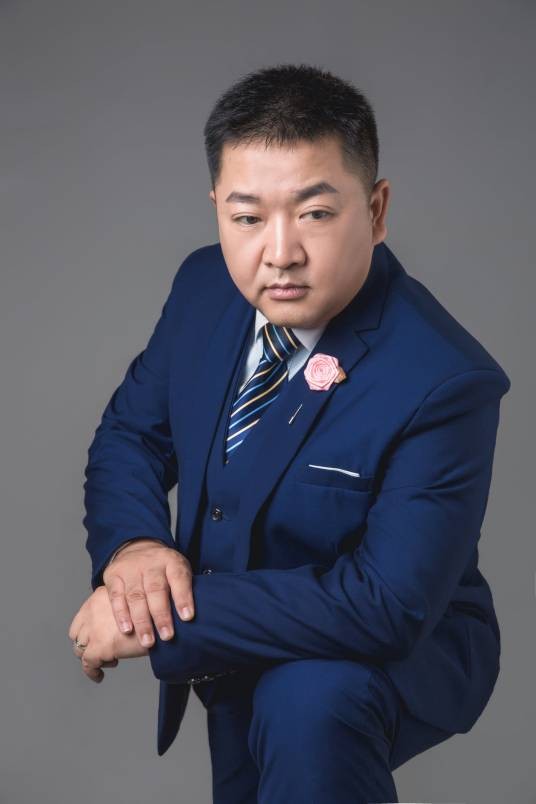 曾瀚(电视电台主持人)