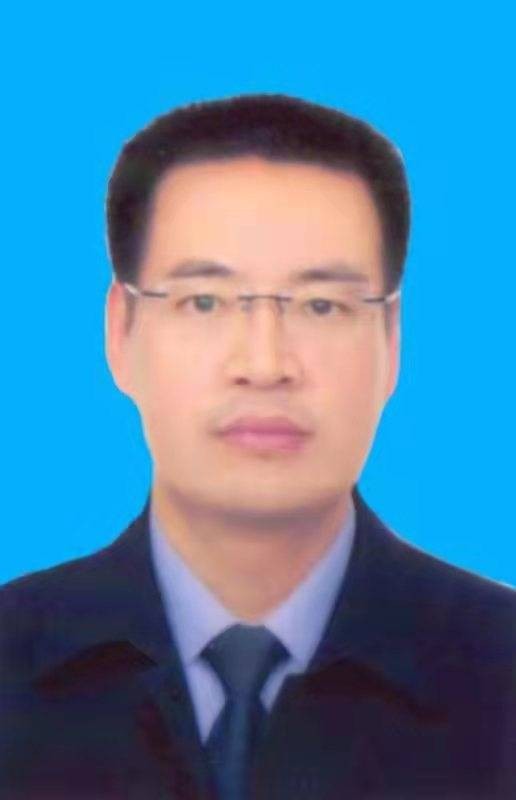 刘雪岭（河南省驻马店市新蔡县人民政府党组成员、副县长，县公安局局长）