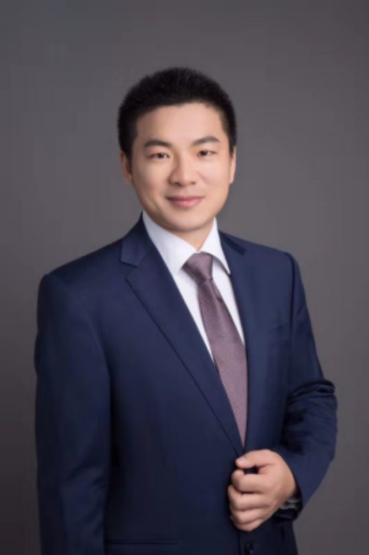 杨军（上海长征医院骨科副教授）