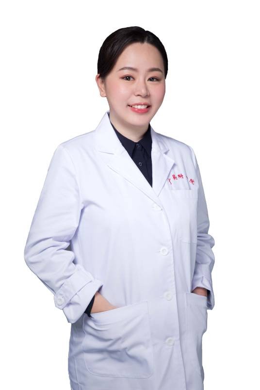 徐媛（医生）