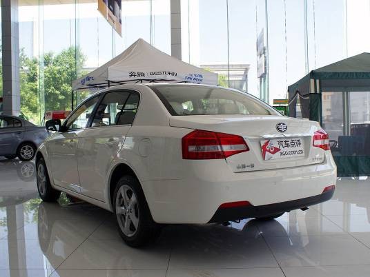 2012款奔腾B70 1.8MT 舒适型