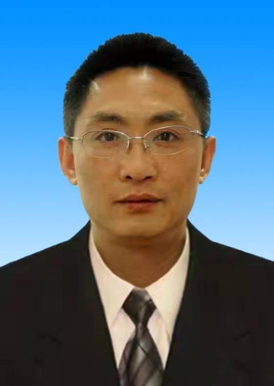 穆磊（贵州省遵义市习水县人力资源和社会保障局副局长）