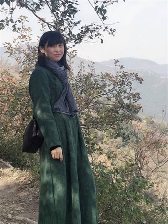 金清（成都美术学院副教授）