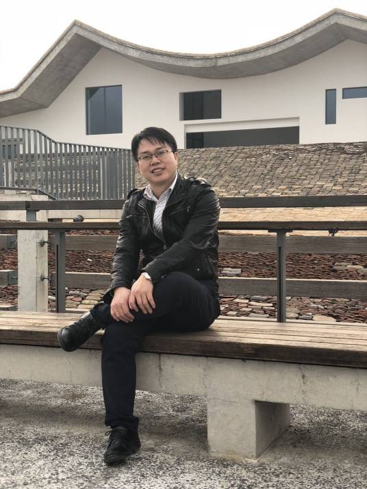 熊海峰(中国传媒大学文化产业管理学院副教授)