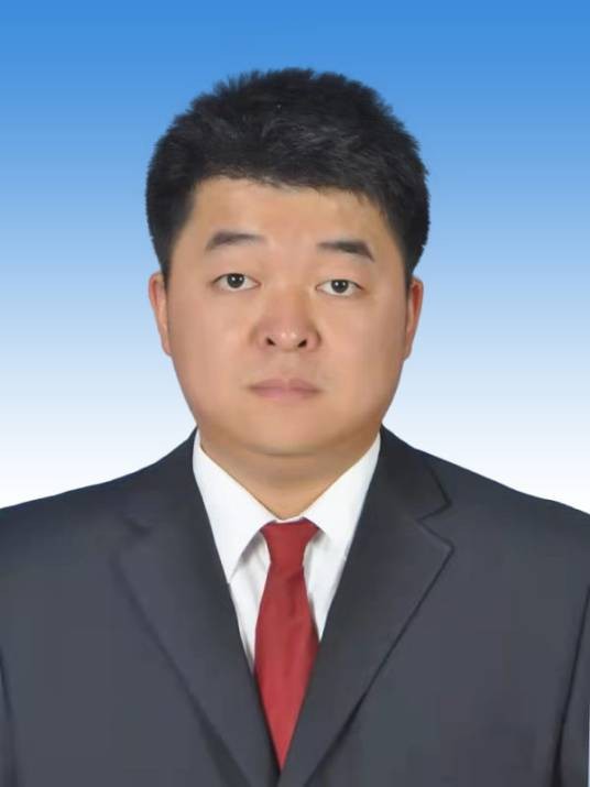 周宇翔（新疆维吾尔自治区巴音郭楞蒙古自治州若羌县委常委、常务副县长）