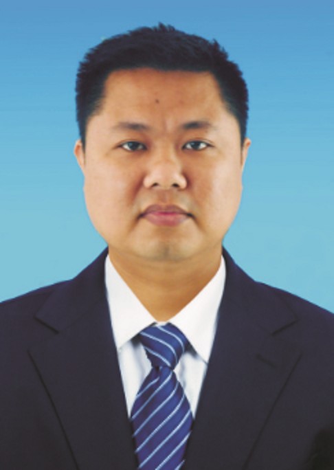 舒燕(湖南省怀化市麻阳苗族自治县纪委常委)