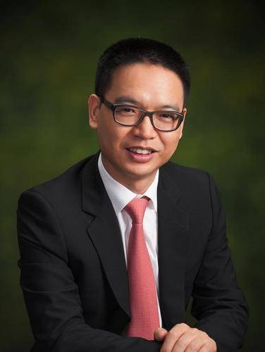 袁小彬（第十四届全国政协委员，民革中央常委，中豪律师集团董事局主席）