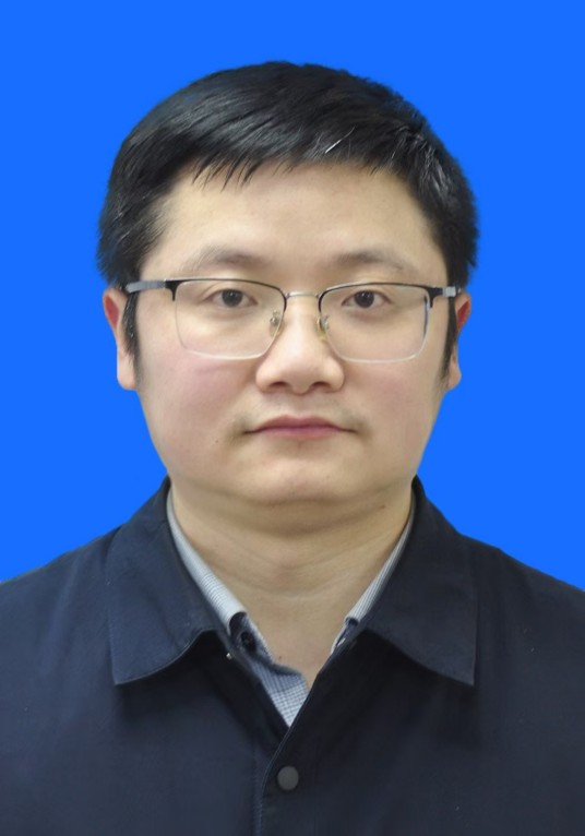 彭鑫（贵州省遵义市商务局（遵义市人民政府口岸办公室）副局长（副主任））