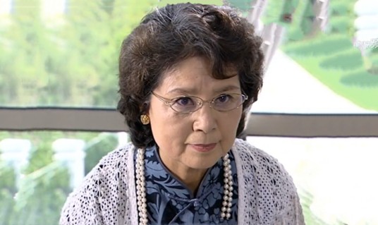 黄秋婵（情感剧《情之债》中的女配角）