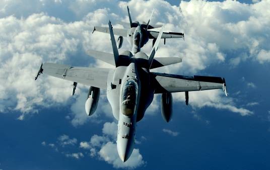 F/A—18E/F“超黄蜂”舰载战斗/攻击机