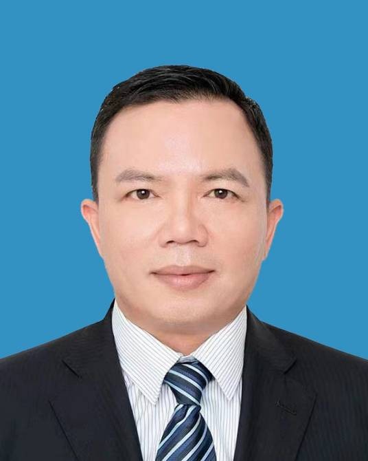 周建华（湖南省长沙市岳麓高新区党工委书记、管委会主任）