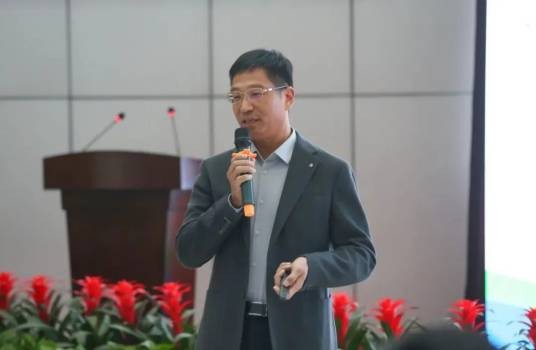 马文超（河南中孚实业股份有限公司董事长）