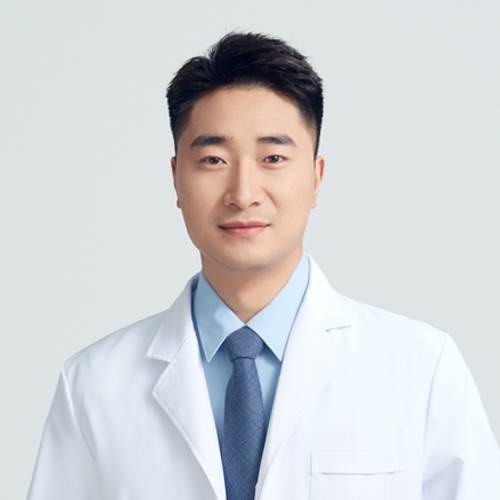 李松泽（无锡花柒子医疗美容诊所技术院长）