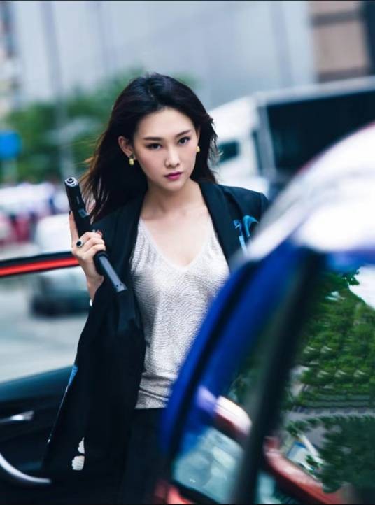 招美欣
