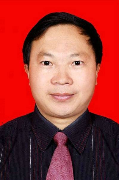任厚明