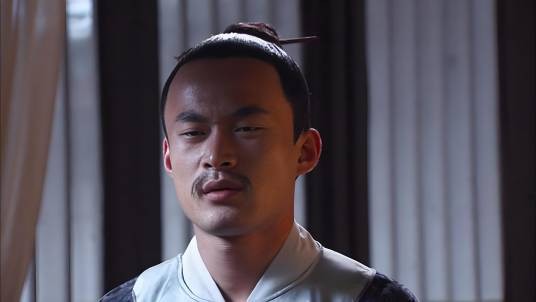 何竟(电视剧《神探狄仁杰3》中的人物)