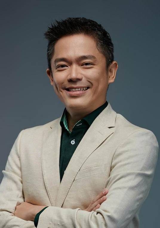 郑建国（中国导演、编剧、制作人）