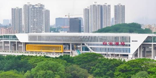 白云湖站（中国广东省广州市境内铁路车站）