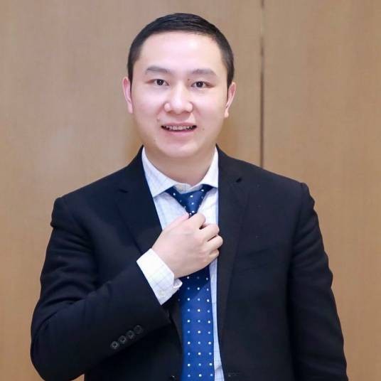 陈军（北京通商（成都）律师事务所律师，四川省律师协会副会长）