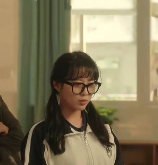 晁婷婷（青春励志剧《要久久爱》中的角色）