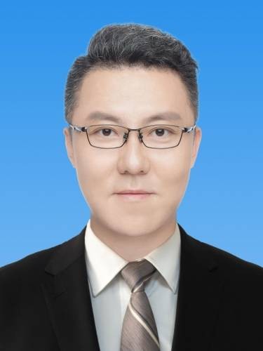 段曦（云南省昆明市安宁市委常委、副市长）