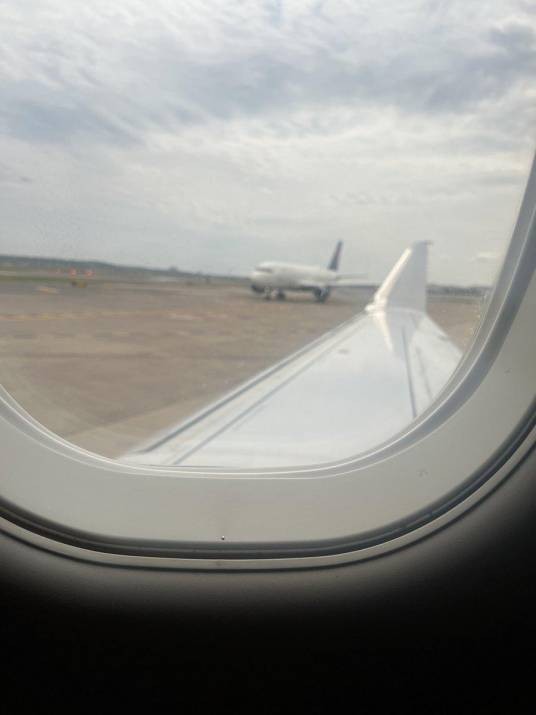 4·10美国航空两飞机碰撞事故
