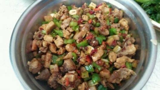 麻辣干锅兔