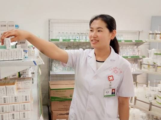 谭永超（中国基层医务工作者）