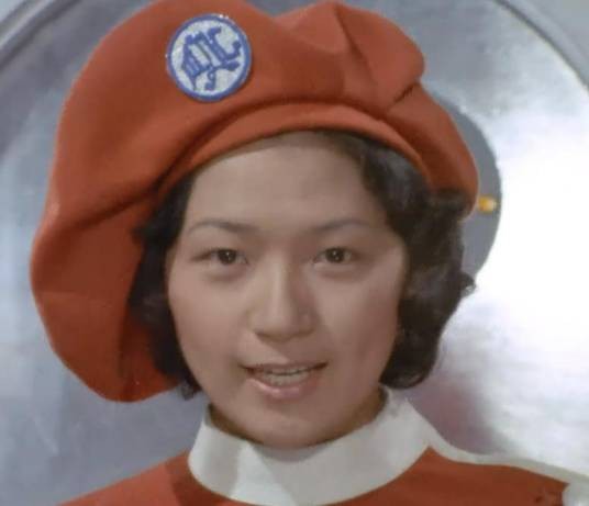 桃井晴子（日本特摄剧《雷欧奥特曼》中的MAC队9号队员）