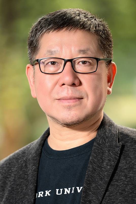 张骏（欧洲科学院院士，上海纽约大学物理学与数学教授）