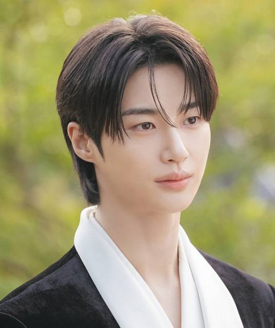 李莞（电视剧《21世纪大君夫人》中的角色）