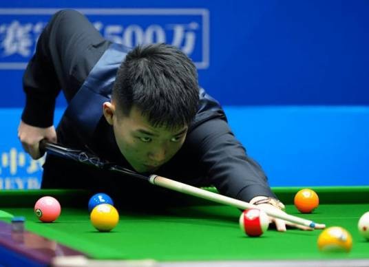 赵岩昊(中国台球运动员)