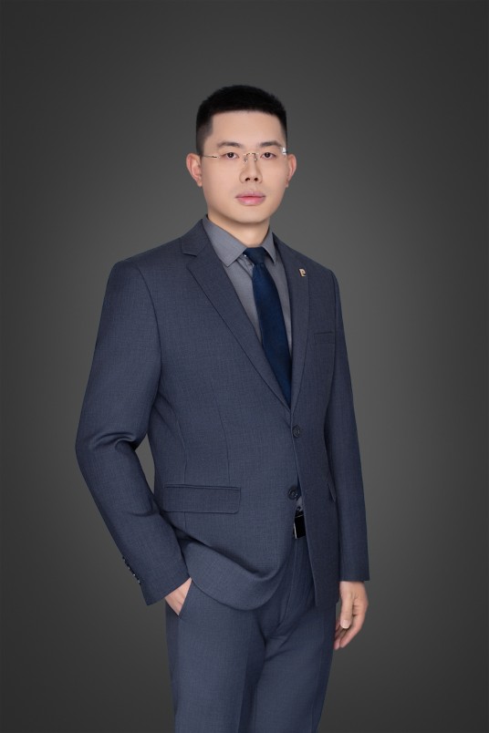 章新胜（上海融力天闻（苏州）律师事务所律师）