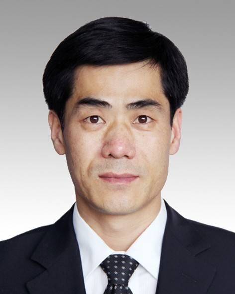 赵志远（山东省淄博市教育局总督学，三级调研员）