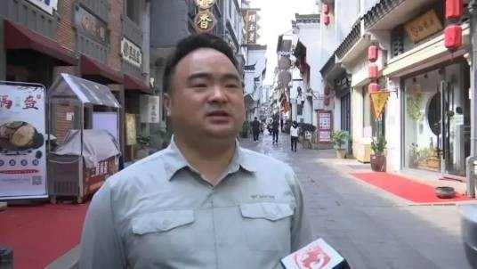 江成（安徽省安庆市迎江区重点工程建设管理中心原主任）