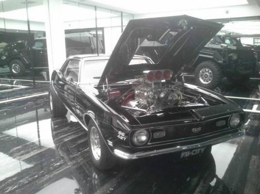 雪佛兰Camaro SS 427